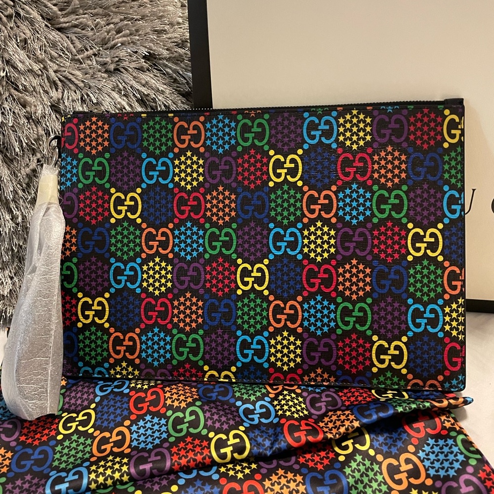 Psychedelic GG wristlet bag